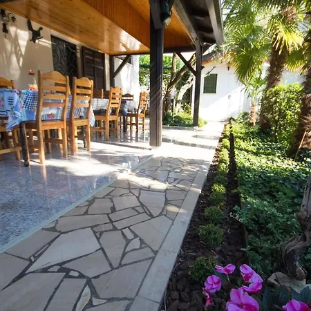 Joze Mit Balkon By Interhome *