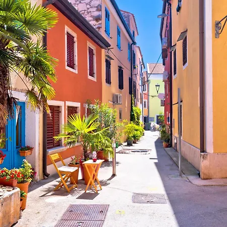 아파트 Joze Mit Balkon By Interhome