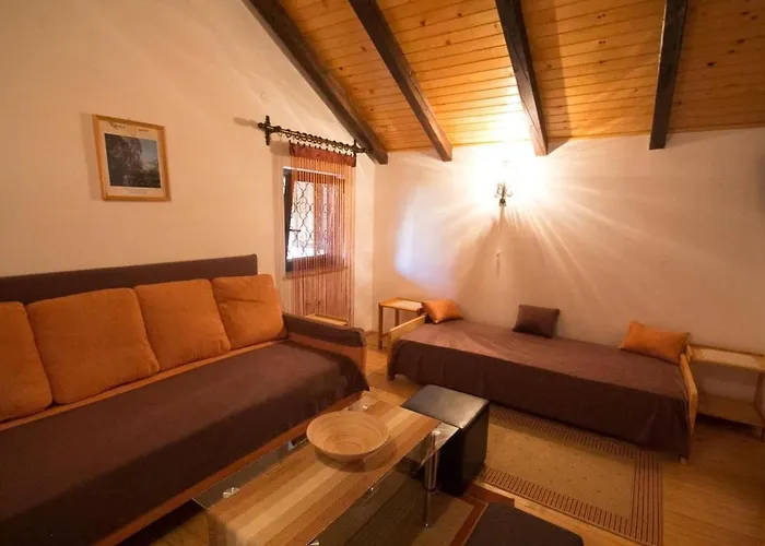 아파트 Joze Mit Balkon By Interhome