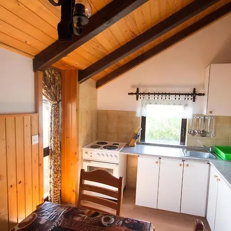 아파트 Joze Mit Balkon By Interhome *